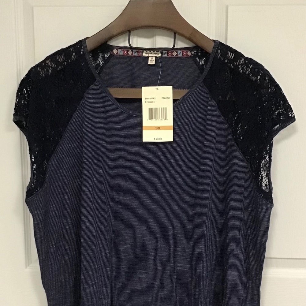 Plus size blouse